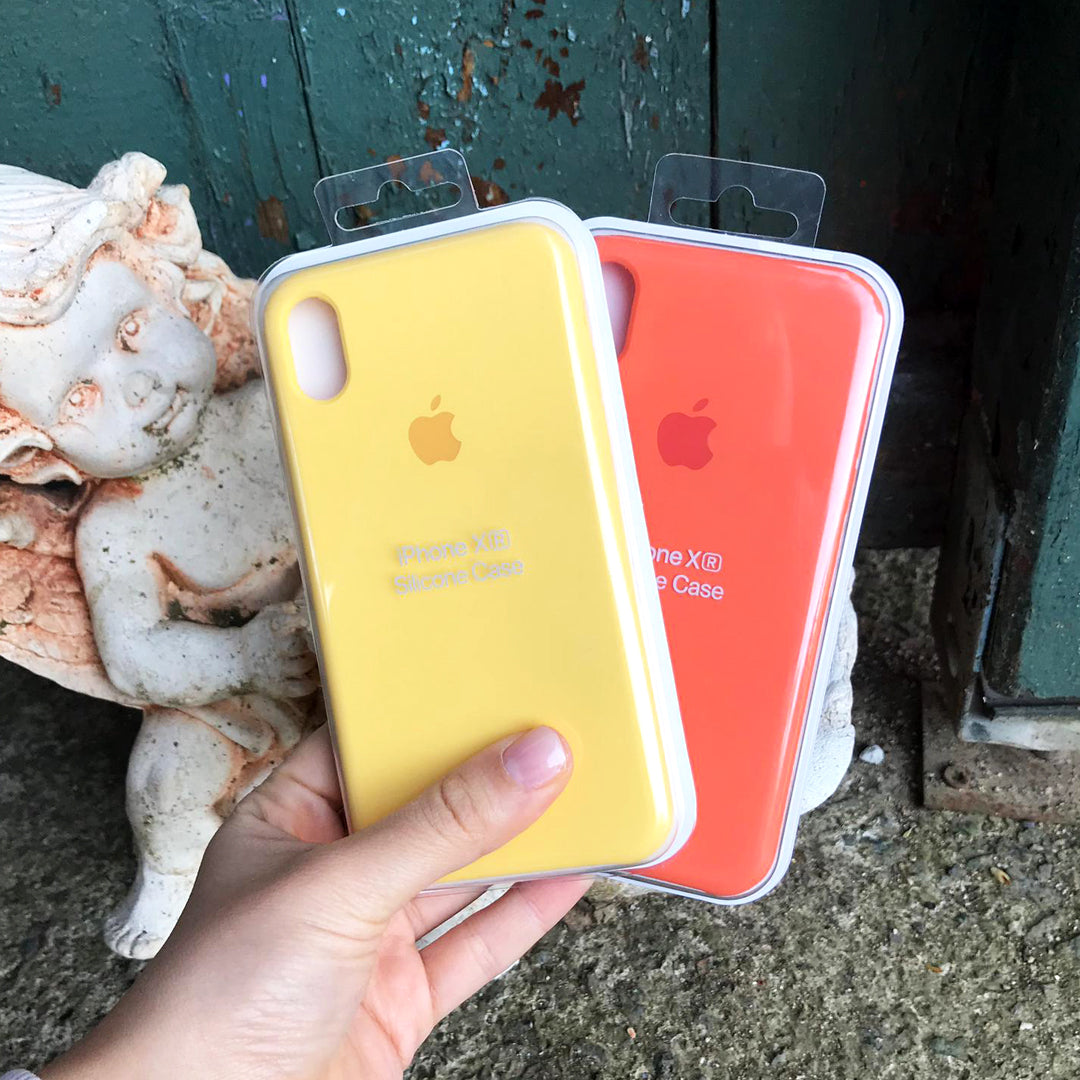 iPhone Silicone Case (Yellow)